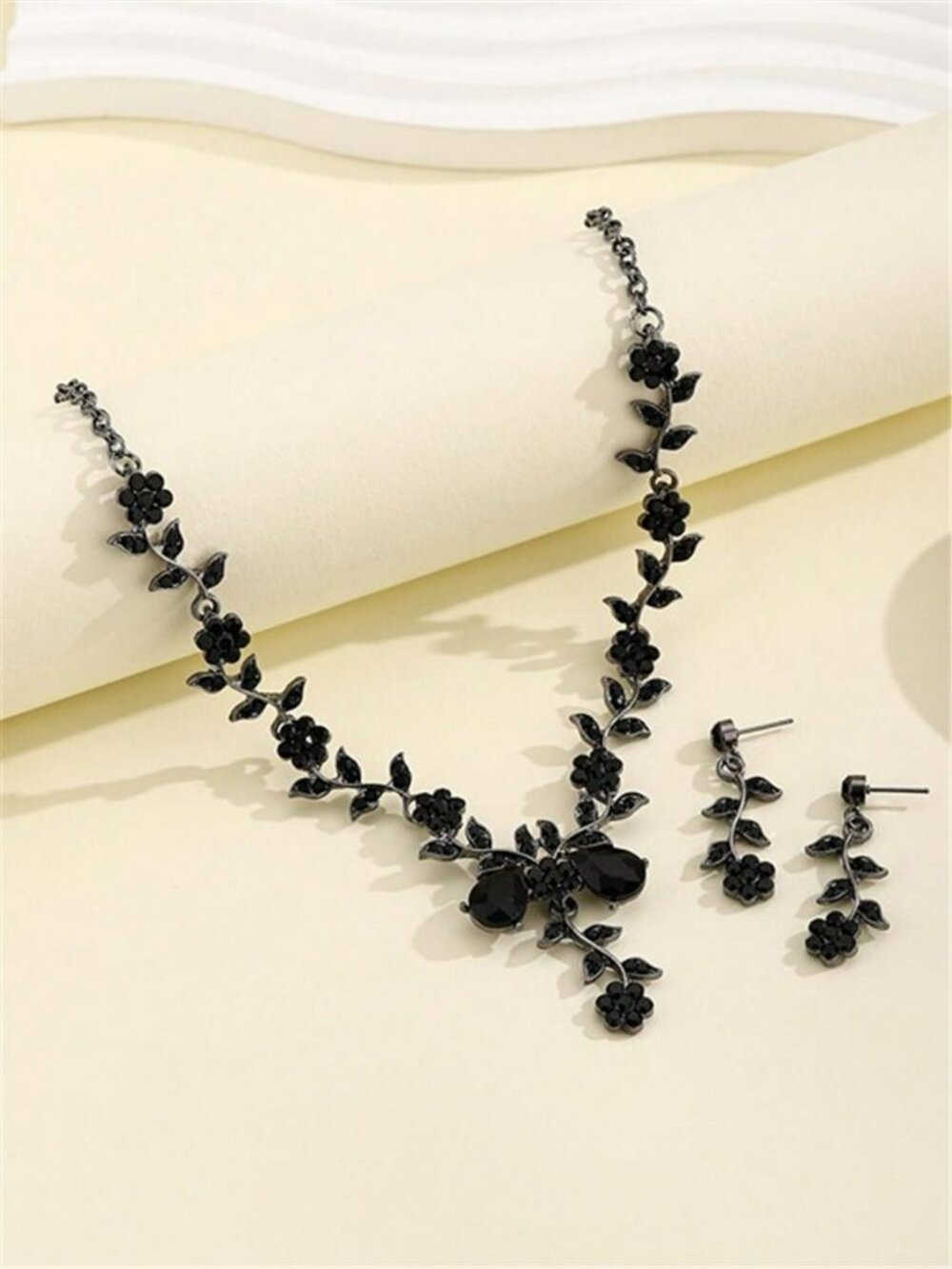 Black Rhinestone Neckalce Set Statement Bridal Earrings Dangle Halloween Jewelry - Picture 4 of 6